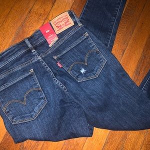 Levi’s jeans. Brand new!